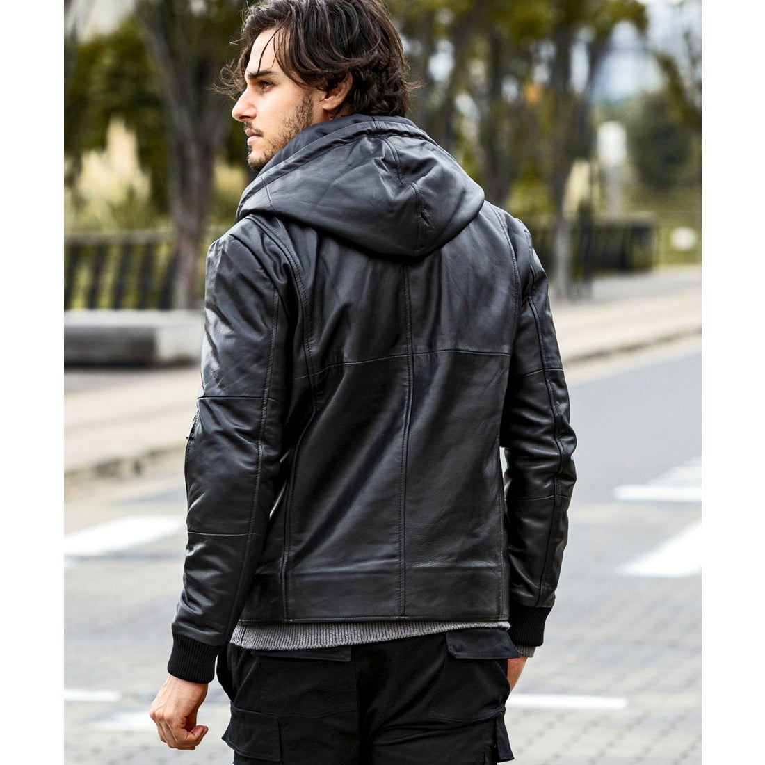 極美品 現行品タグ付きAKM シングルライダース 羊革 S キルティング 袖リブ