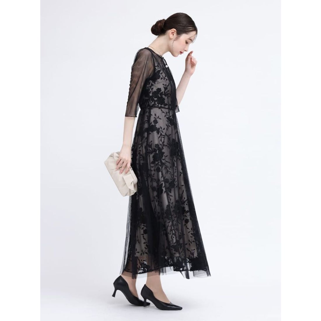 リルフェテ Rire Fete チュールレイヤードフラワー刺繍ドレス （グレー