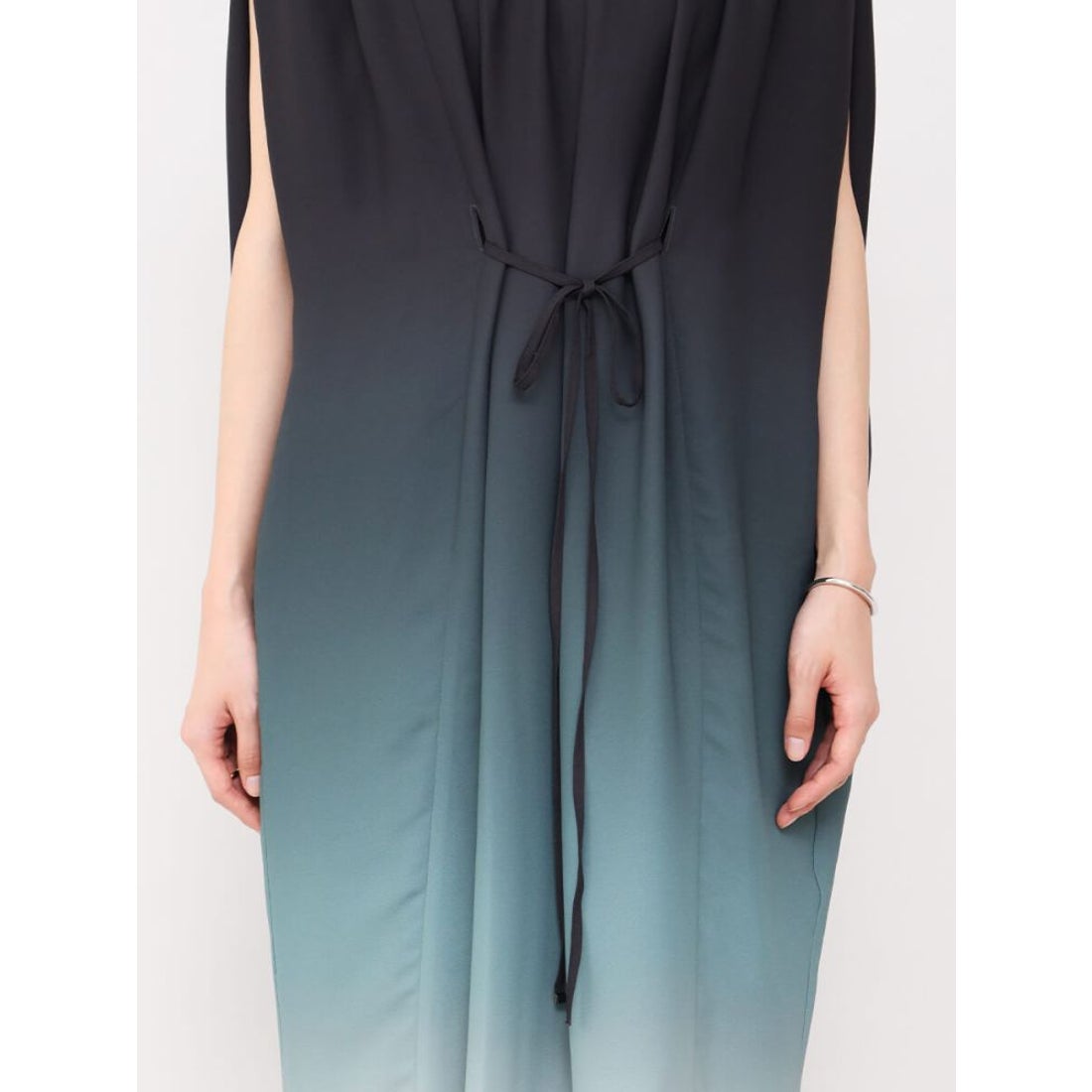 レジル resil バックタイグラデーションワンピース （ダークグリーン