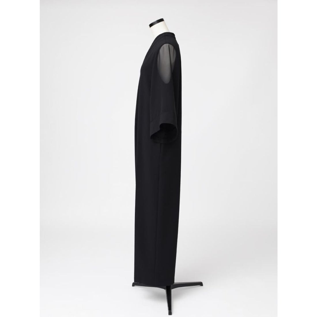 レジル resil シアースリーブジャンプスーツ （ブラック） -靴