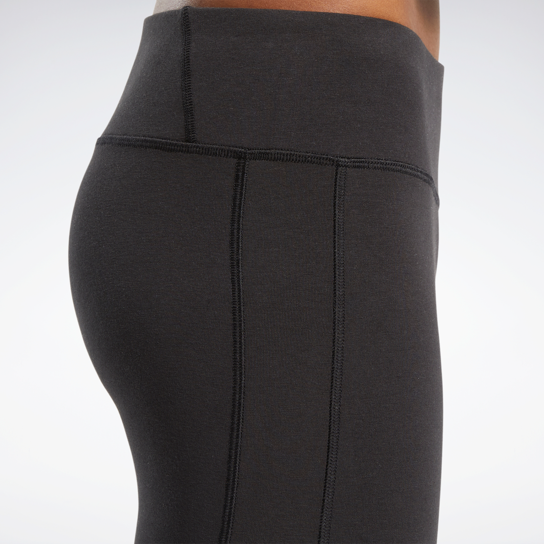 トレーニング エッセンシャルズ リニア ロゴ レギンス / Training