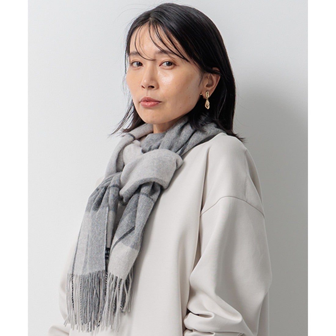 カシミヤ100% グレー系チェックマフラー Burberrys 100%カシミヤ