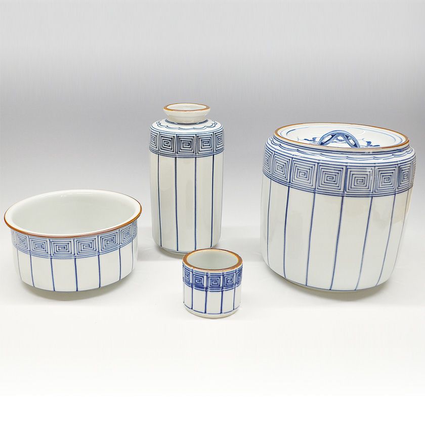 茶道具 皆具（かいぐ） 染付 桶側 皆具 手塚 祥堂 | 千年の香り 千紀園