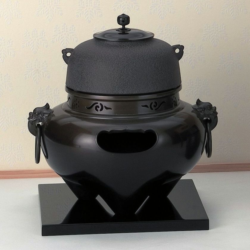 茶道具 風炉（ふろ） 平丸釜添唐銅鬼面風炉 宝斉・浄雲 ※画像