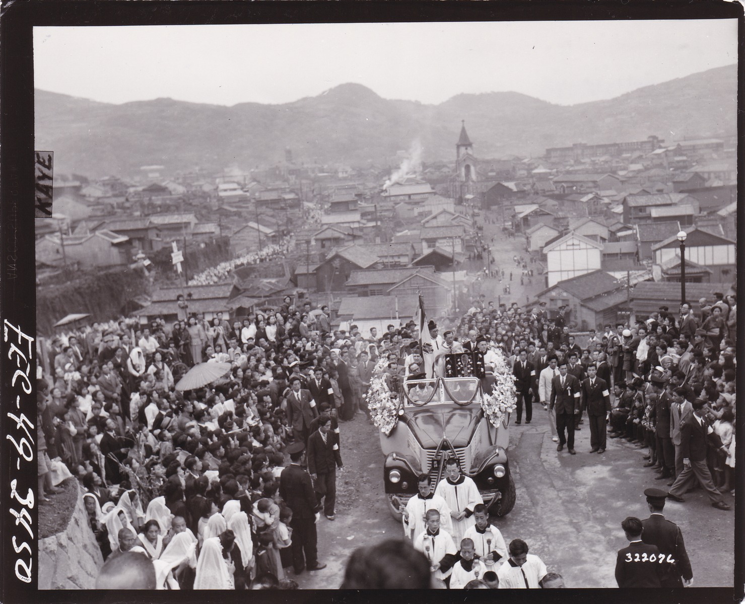 フランシスコザビエル来訪400年記念バッチ 1949年 フランシスコ