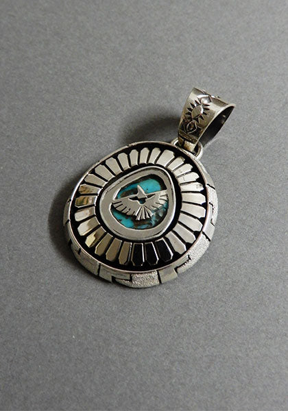 ナバホ族ターコイズペンダント A. Jakeインディアンジュエリーロン