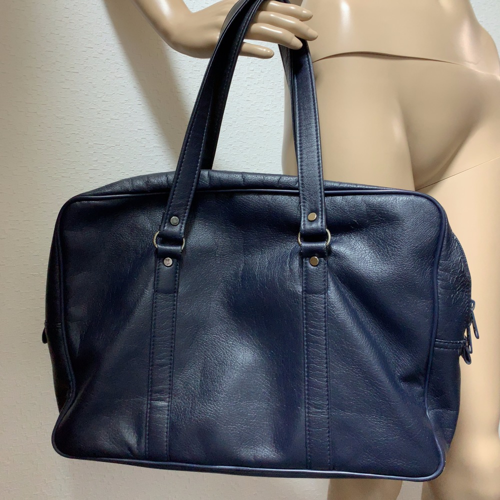 横浜商科大学高等学校のスクール鞄