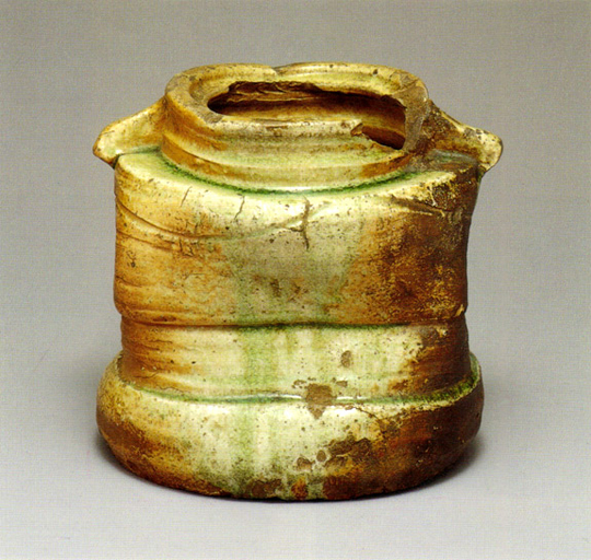 石水博物館 | 古伊賀水指 銘「鬼の首」