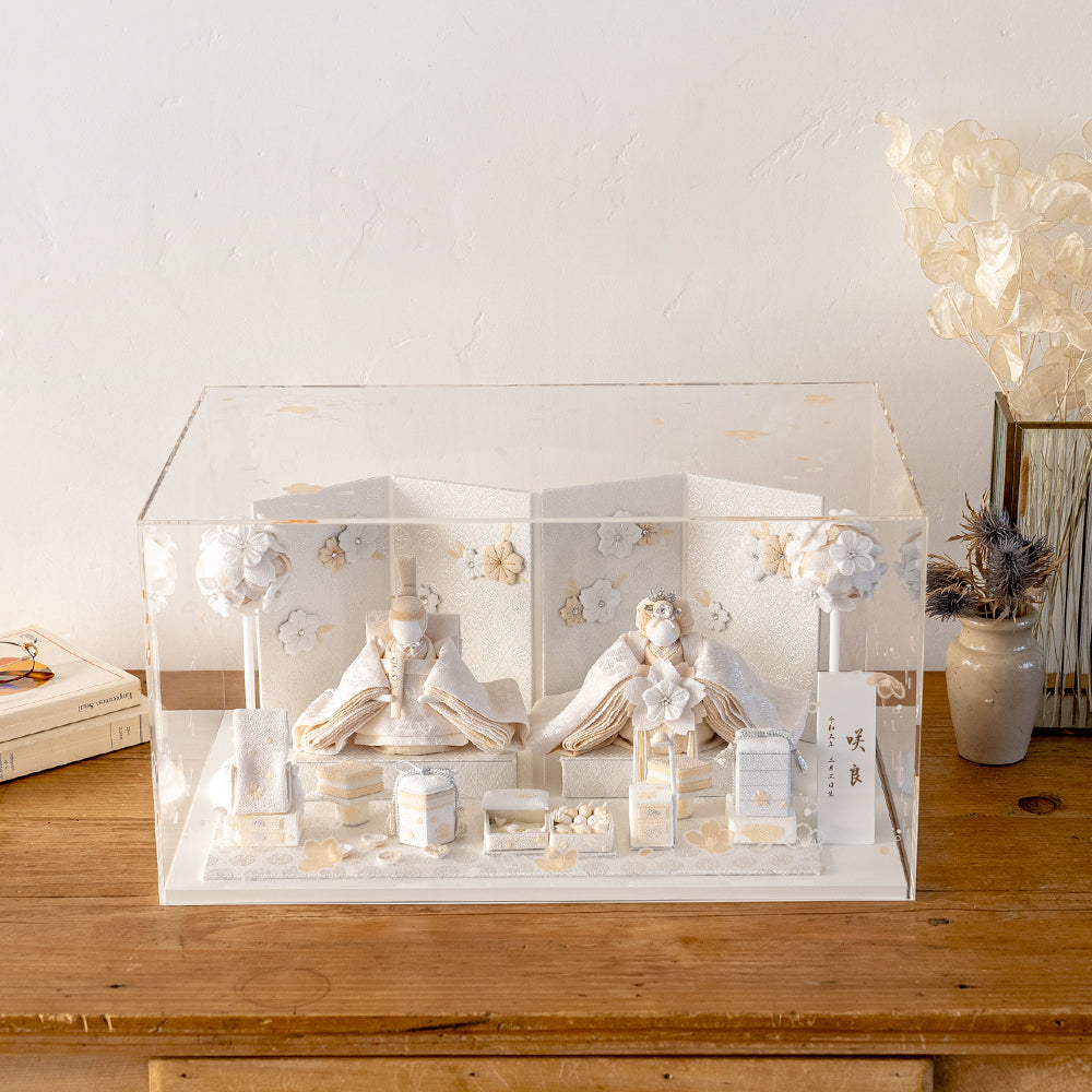 雛人形 HAKI（ハキ） 麗華（れいか）プレミアム 金襴西陣織 雛揃 白粋