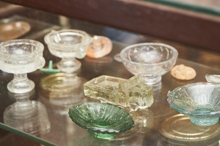 古い菓子瓶 ガラスビン 色ガラス 飴屋瓶 あめや瓶 キャンディポット