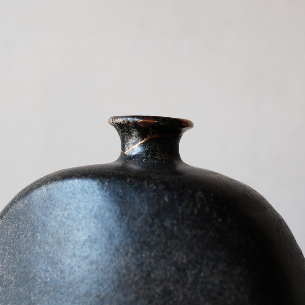 李氏朝鮮 黒高麗扁壷 | 骨董と詩学 Antique & Poetics | 蛇韻律