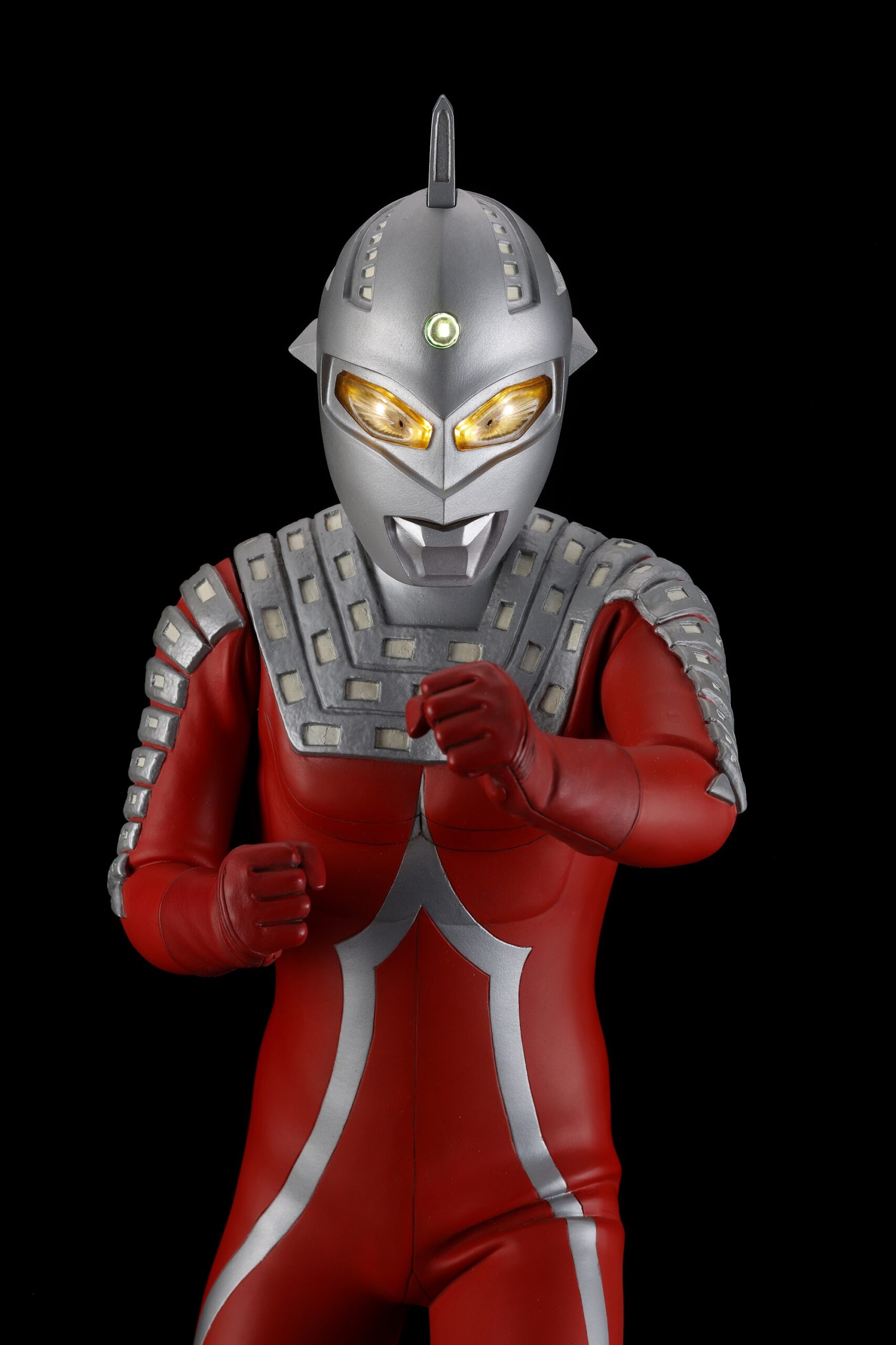 ウルトラセブン55周年！400㎜オーバーの「ウルトラセブン」が海洋堂