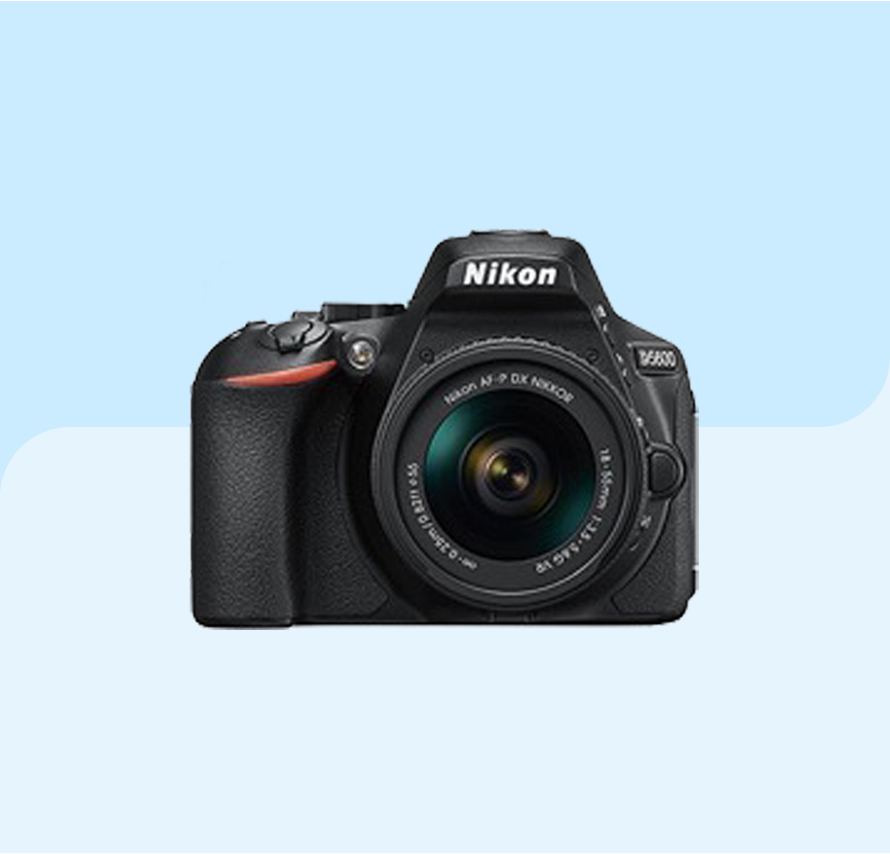 ☆Nikon D5600☆S数約6360回○Wi-Fi内蔵○美品○初心者向け ☆Nikon