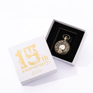 夏目友人帳」ニャンコ先生が懐中時計に♪ 15周年記念ロゴをデザイン