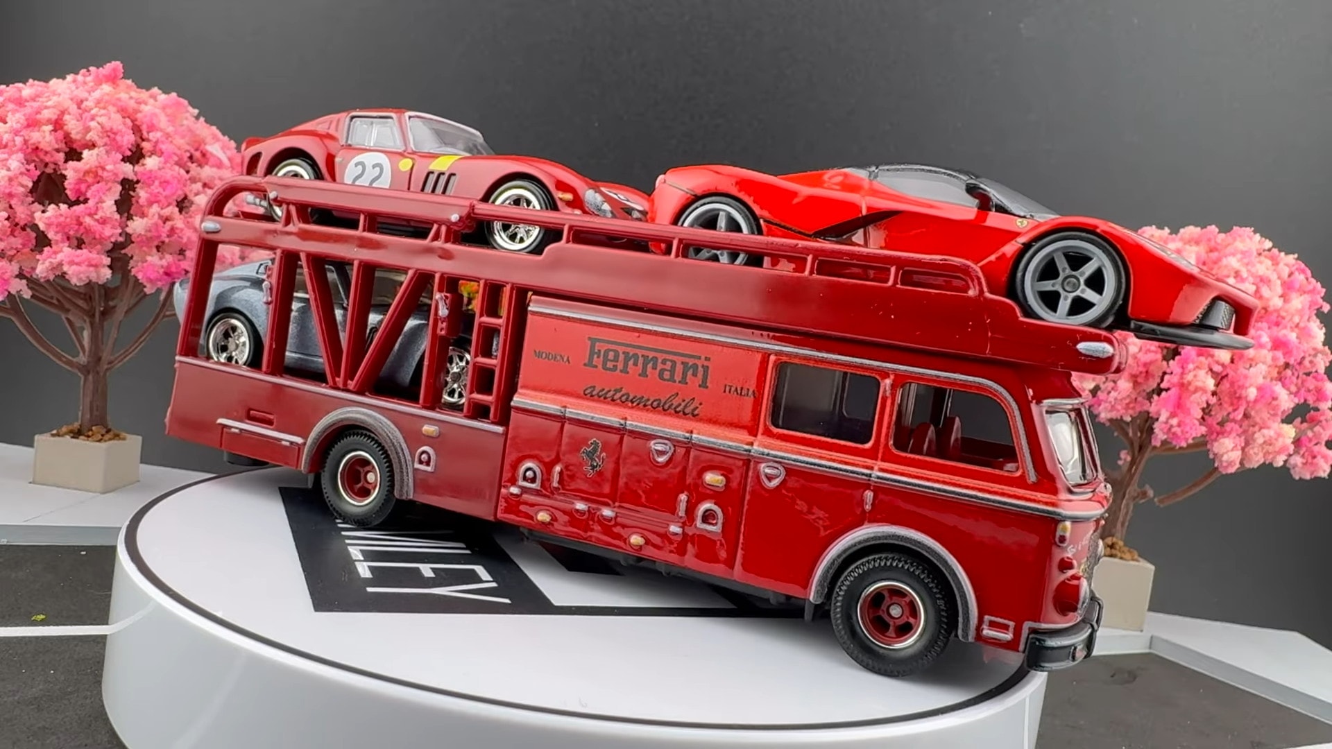 ホットウィール チームトランスポート フェラーリ250GTO hotwheels