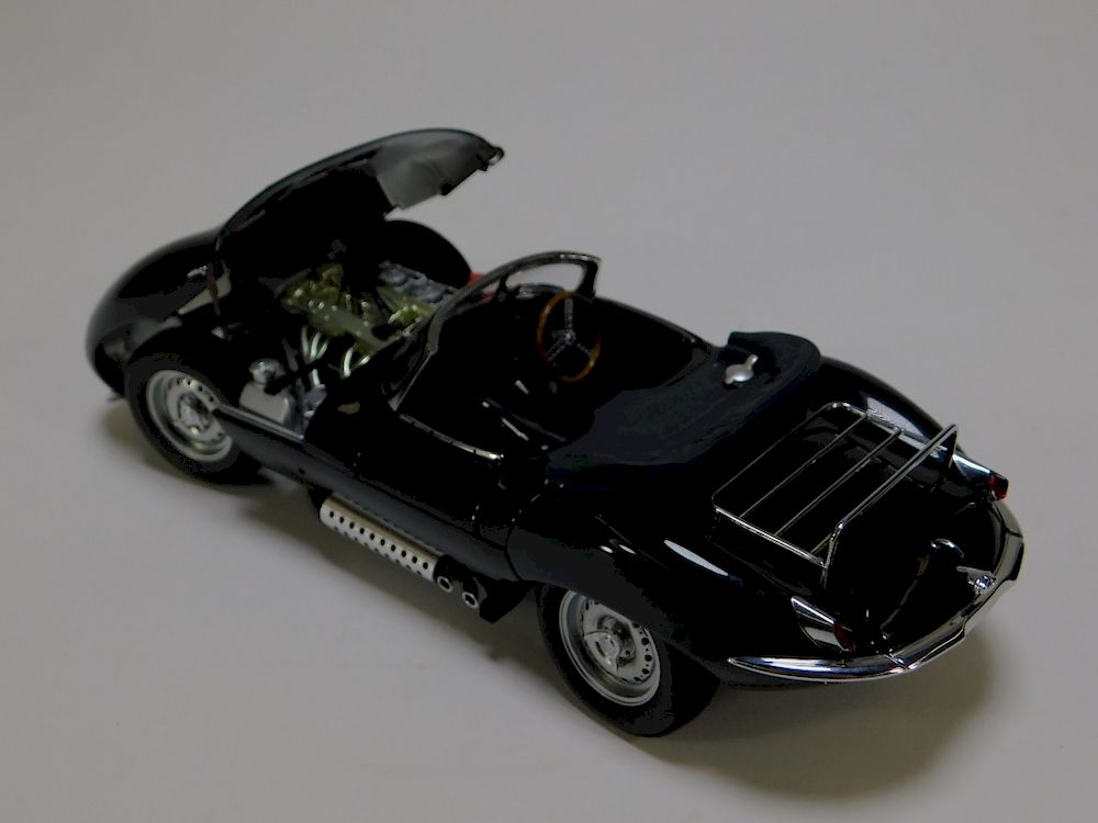 AUTOart 1:18 Steve McQueen Jaguar XKSS Diecast Car sold at auction