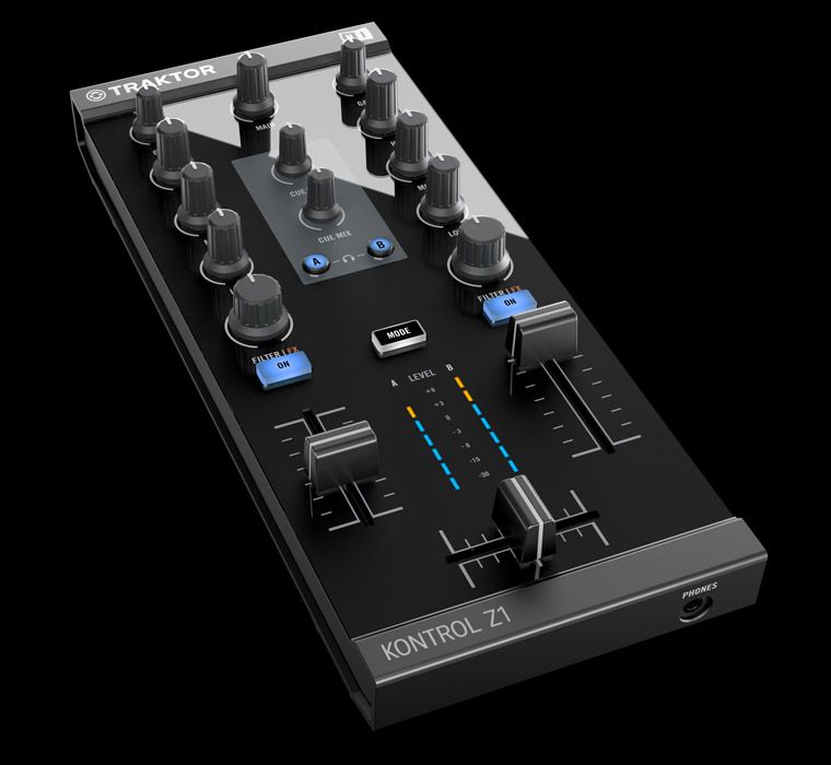Traktor Kontrol Z1, Portable Mixer + Soundcard for Traktor DJ +