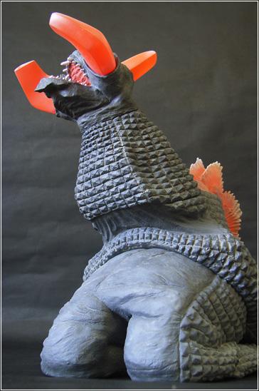 大怪獣シリーズ ウルトラマン編 核怪獣ギラドラス｜ホビーの総合通販