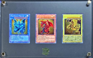 遊戯王 25周年記念商品「三幻神」スペシャルカードセット（ステンレス