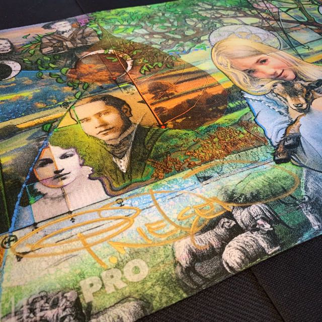 末裔の道 プレイマット Terese Nielsenサイン入り サイン入り【末裔の