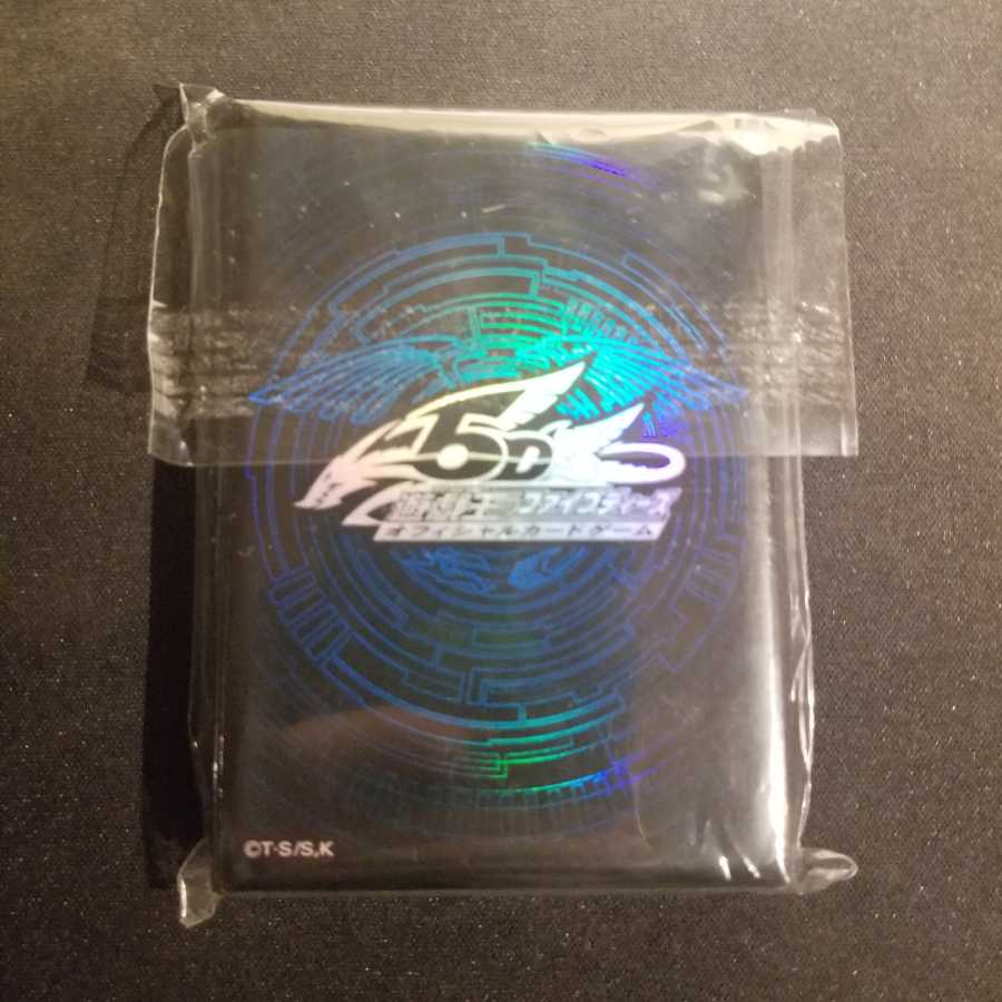 遊戯王 竜の紋章 青 スリーブ 未開封 100枚 遊戯王 竜の紋章 青 スリーブ