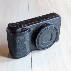 RICOH GRⅢx リコー GR3x 中古 箱付 チャージャー付き 中古/キズあり