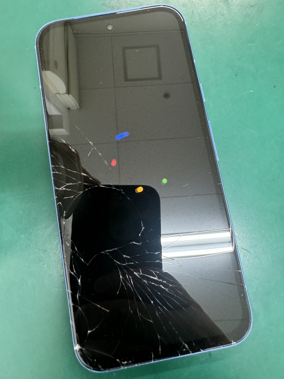 大阪】Pixel 8a 画面割れを即日修理！【梅田】 | スマホ修理の