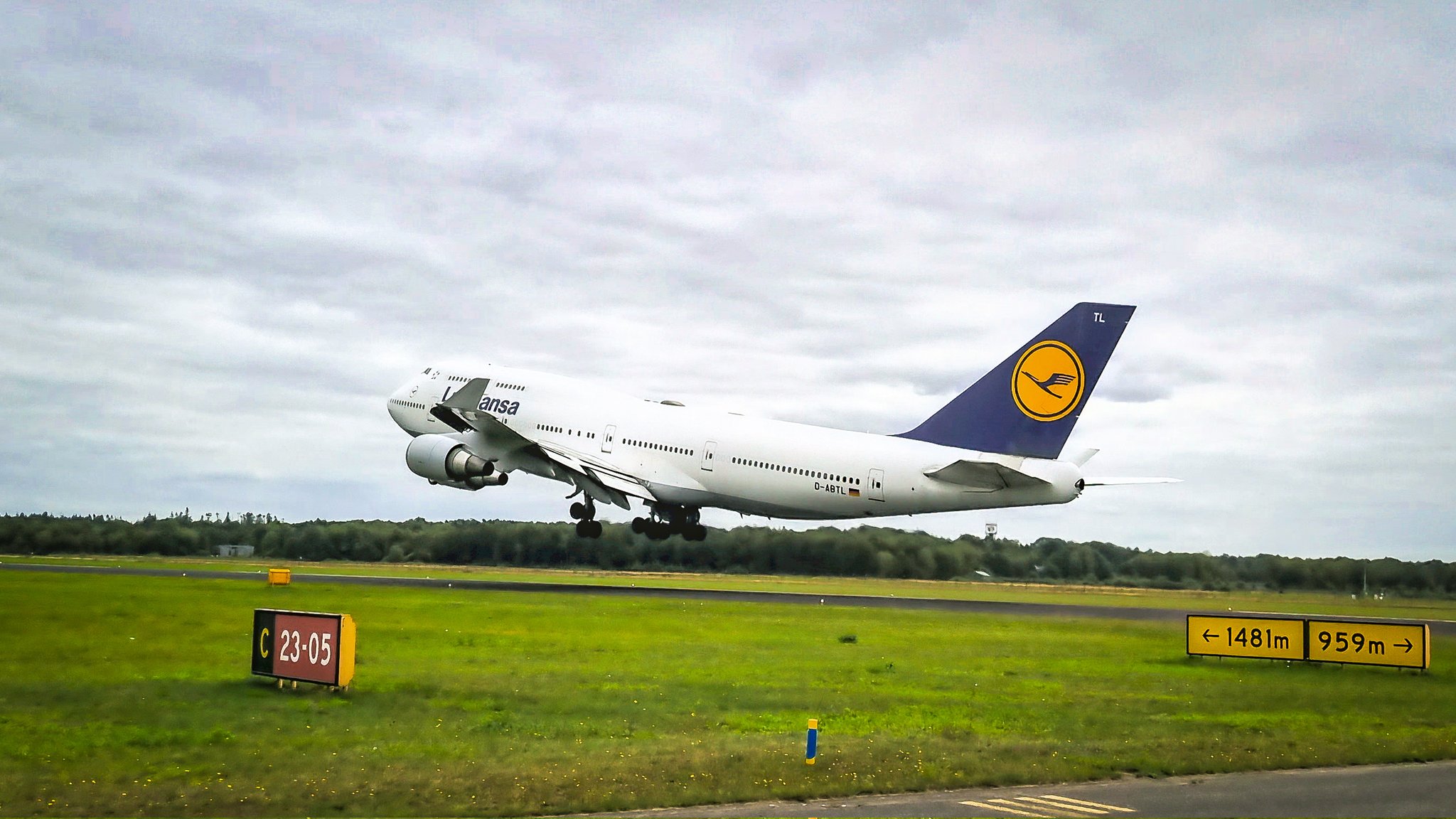 てつさん予定 ルフトハンザ航空 Airlinertags B747-400M てつさん予定