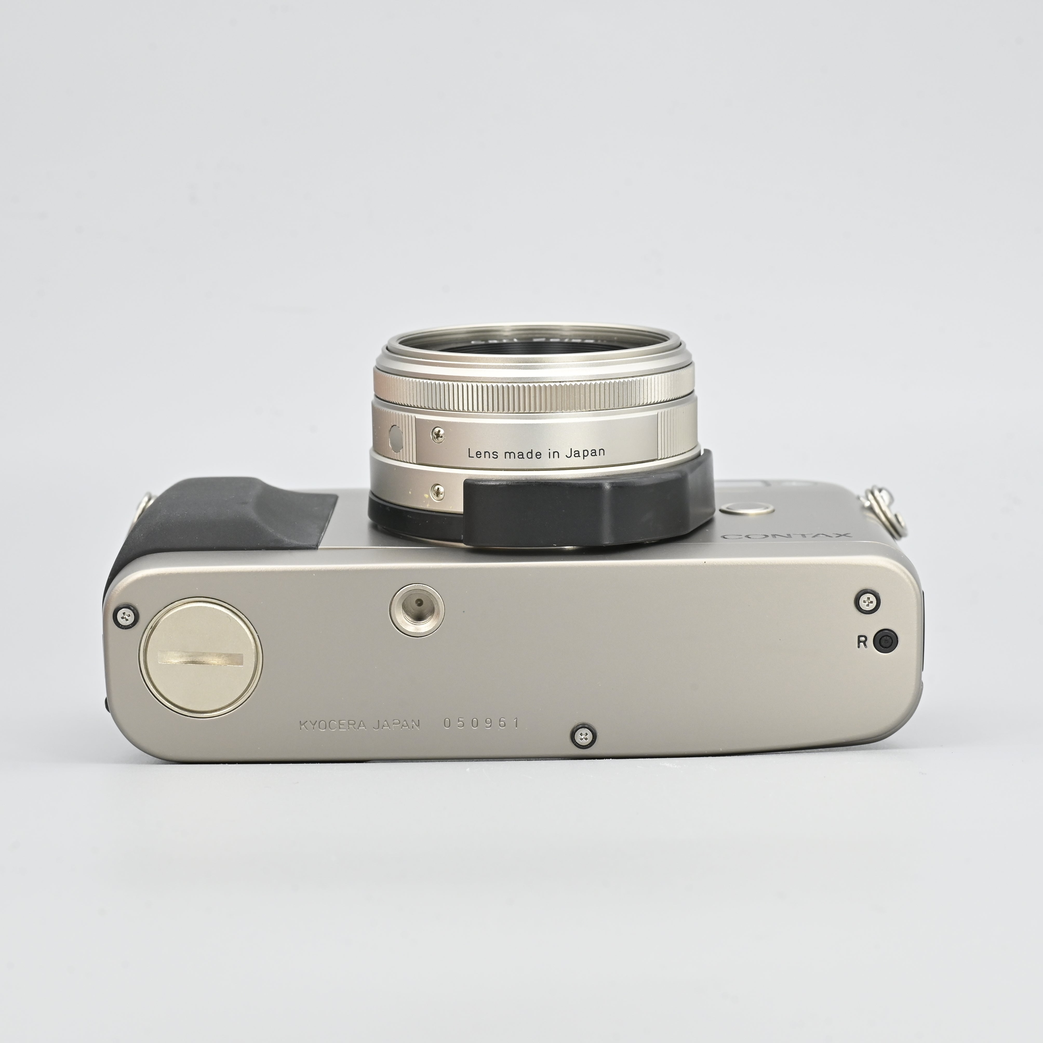 Contax G1 Silver Label + Carl Zeiss Biogon 28mm F2.8 T* Lens [READ