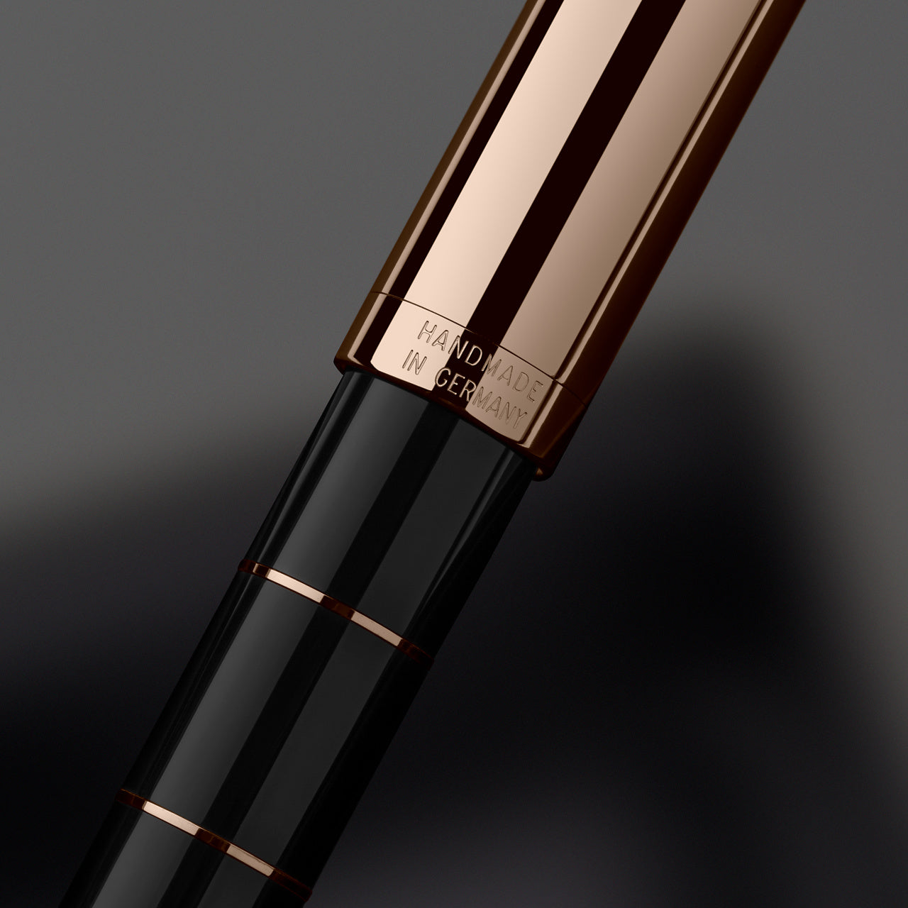 クラシックコレクション アネロ ローズゴールド 万年筆 – GRAF VON