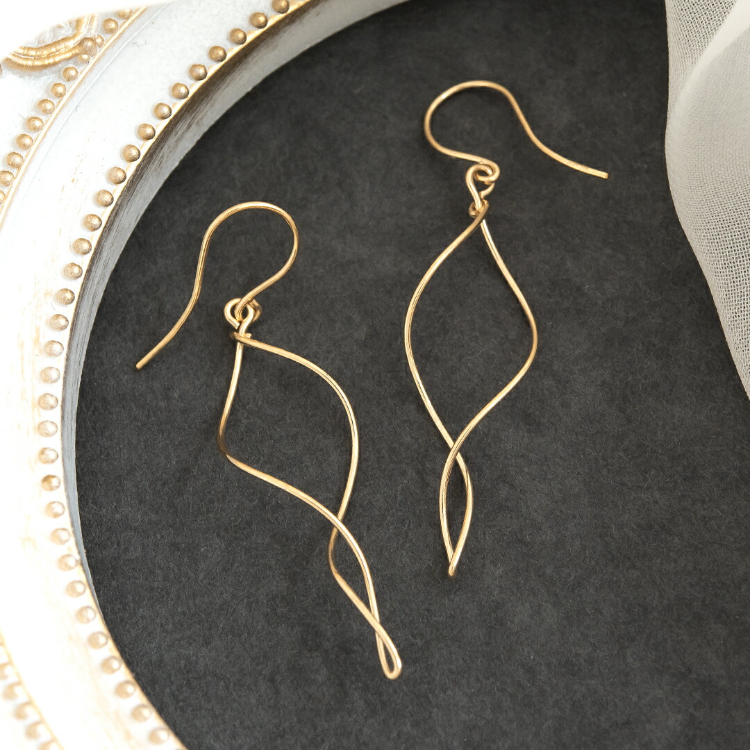 フックピアス K14ゴールドフィルド (GF)[0852300144] アクセサリーPePe