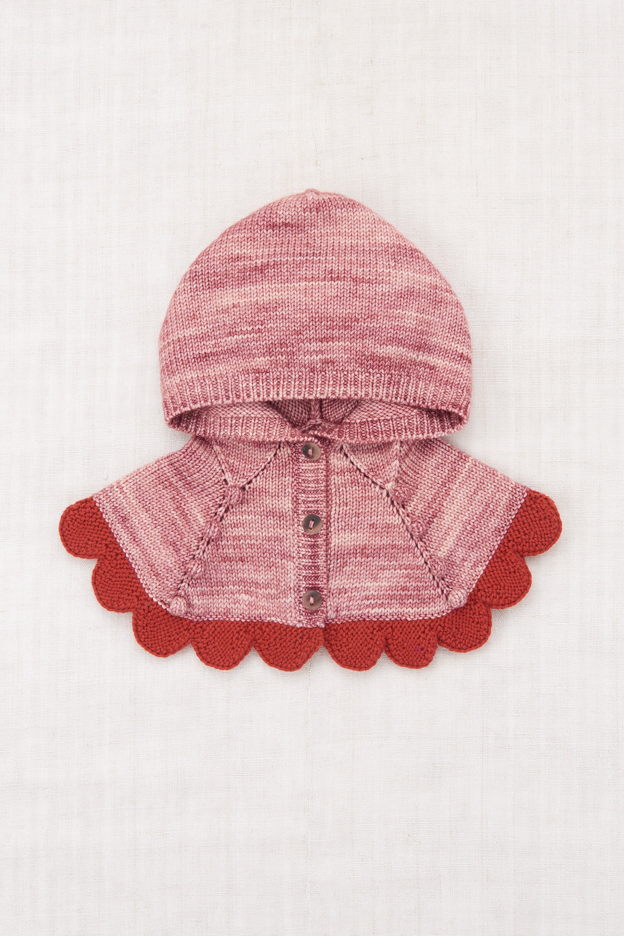 Scallop Capelet – Misha & Puff