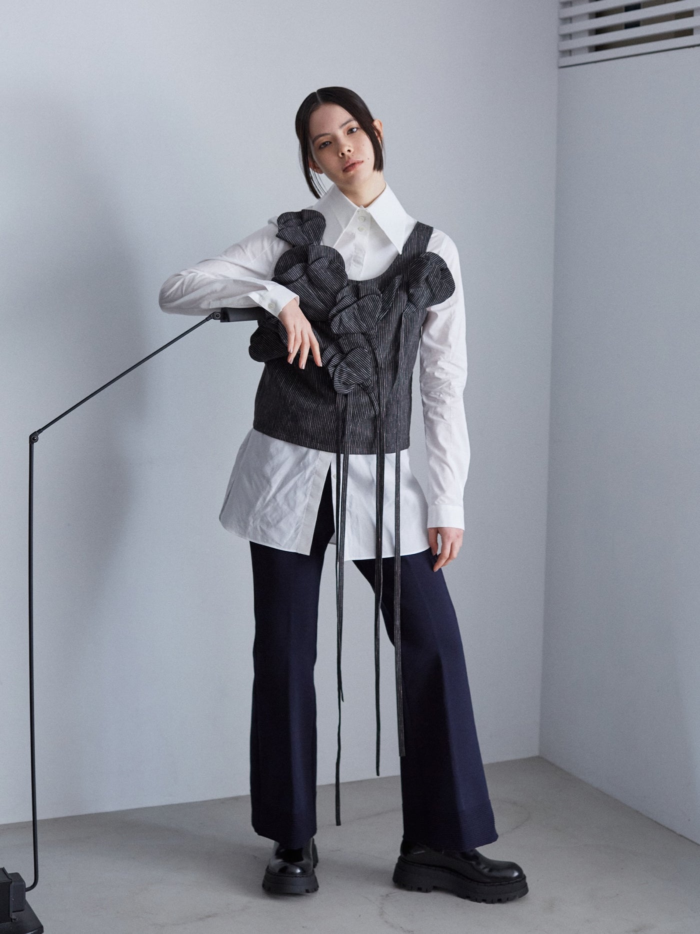 RIV NOBUHIKO（リブ ノブヒコ）RAMM BOUQUET TOP フラワーモチーフ