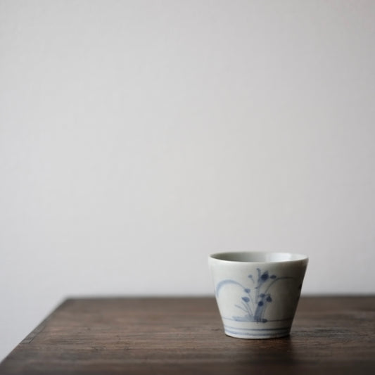 古伊万里伊万里江戸中期七宝繋ぎ五葉若葉向付猪口そば猪口染付