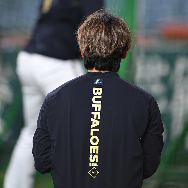 オリックスバファローズ 西川龍馬 ゲーマージャケット