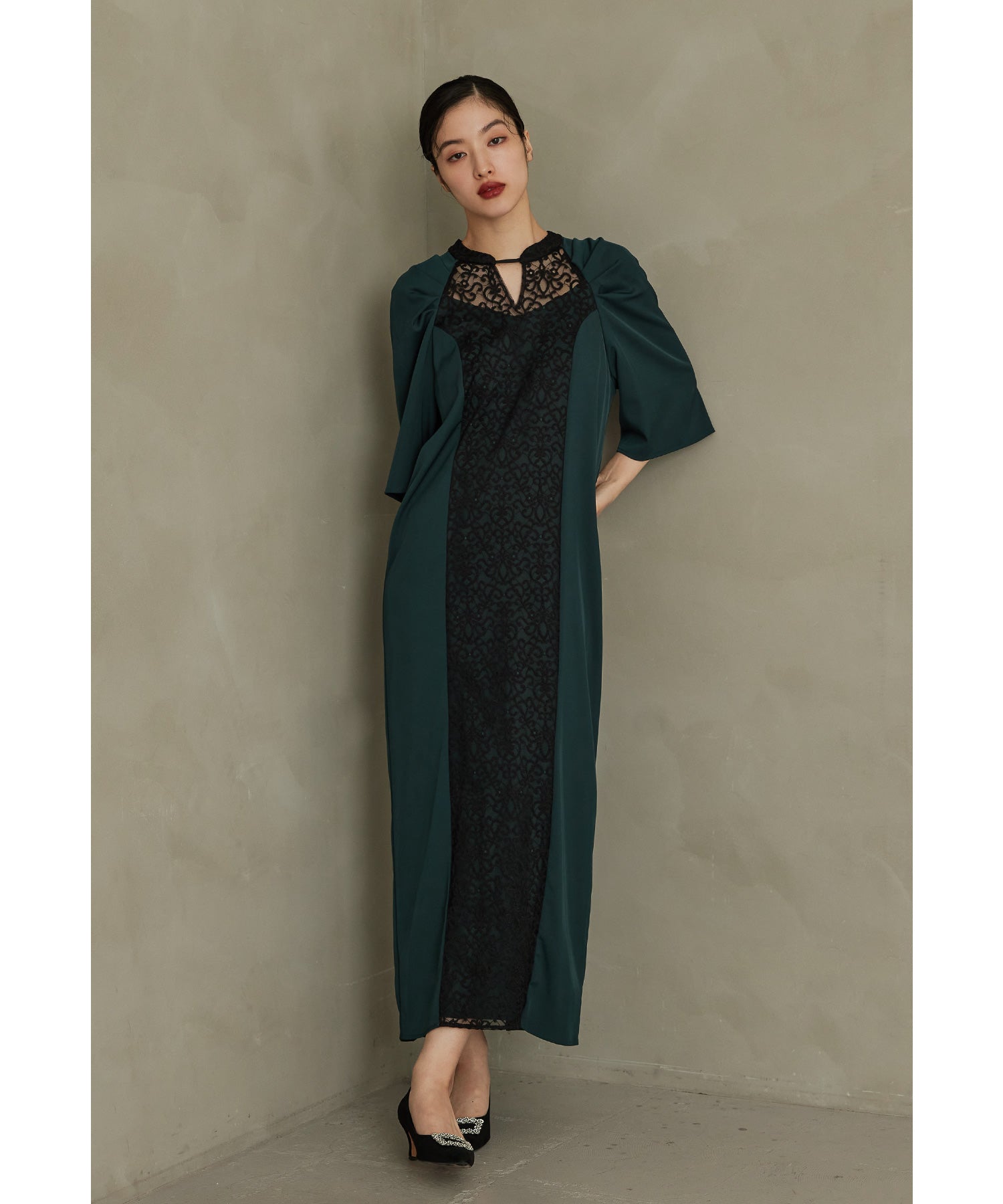 スイッチカラードレス キーホールネック レース 結婚式 成人式 同窓会