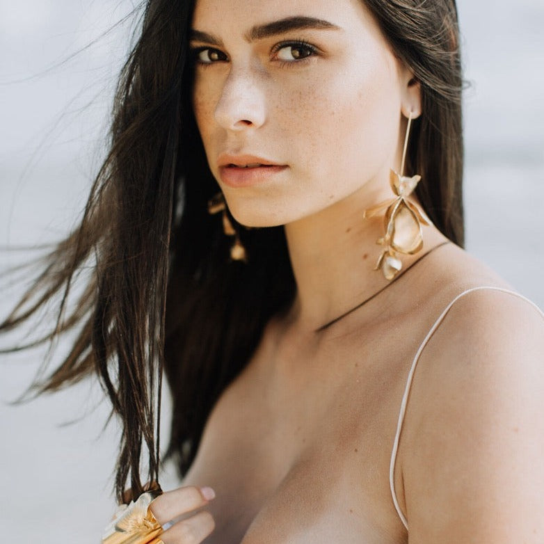 A.B. ELLIE (エイビーエリー)】ピアス&イヤリング マグノリア ステム