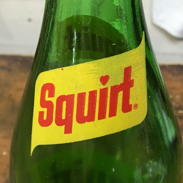 SQUIRT（スクワート）ヴィンテージ 28 FL.OZ. ボトル 1975 | アメリカ