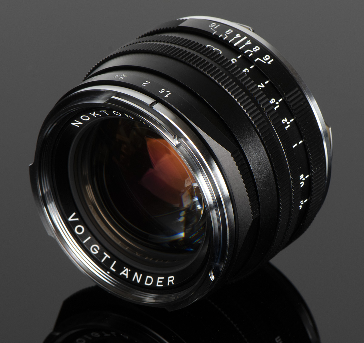 Voigtlander 50mm f/1.5 II Black MC Vintage Line: shop.CameraQuest.com