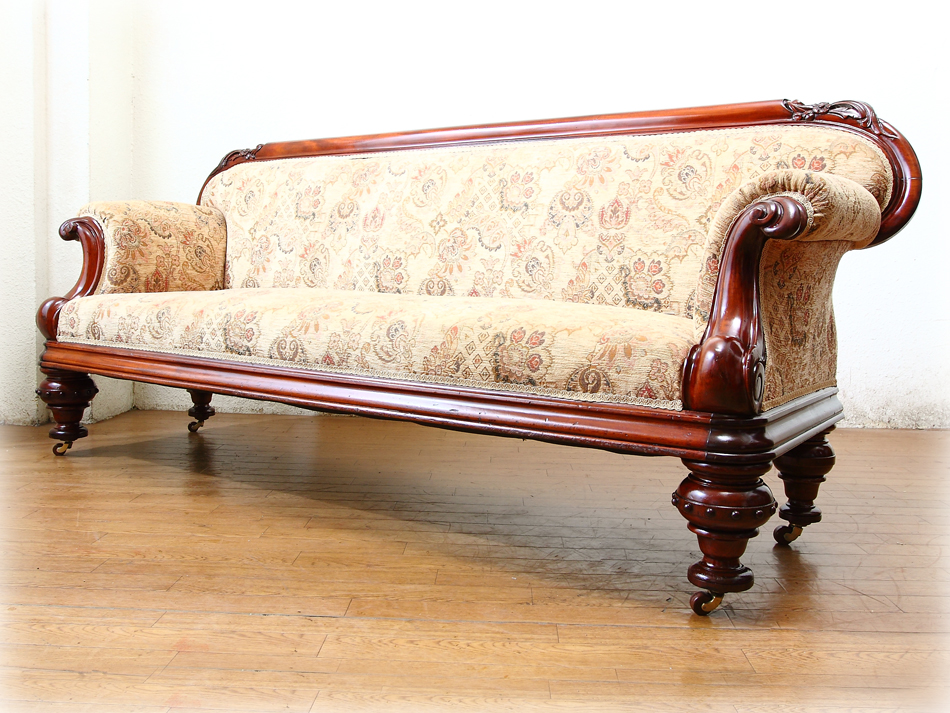 イギリスアンティーク ビクトリアンスタイル オレンジベルベットソファ