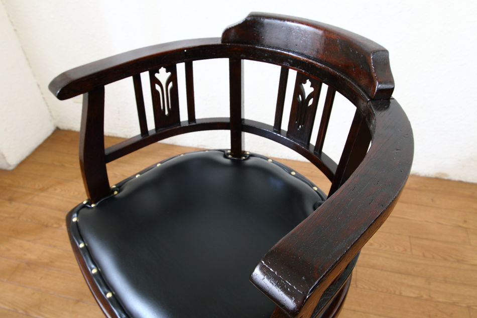 和骨董WA-COTTOO TAISHO-ROMANスタイル ドクターチェア｜アンティーク