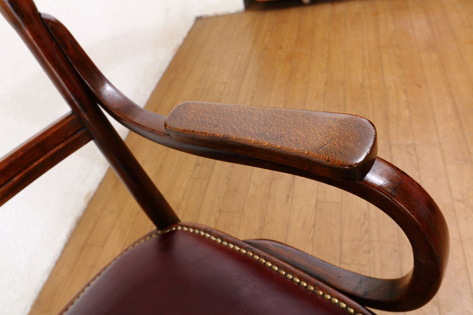 ヤコブ&ヨゼフコーンJacob and Josef Kohn ベントウッドアームチェア