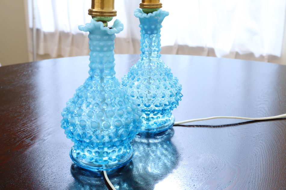 フェントン ブルーオパルセント ホブネイル フリル フラワーベース