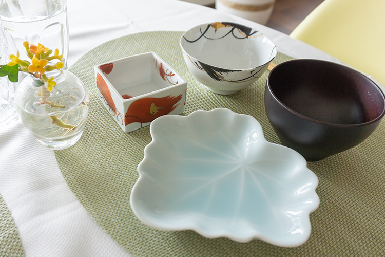 68 伊万里 有田 九谷 鍋島 中国 鉢 青磁 染付 68 値下げ伊万里有田九谷鍋島