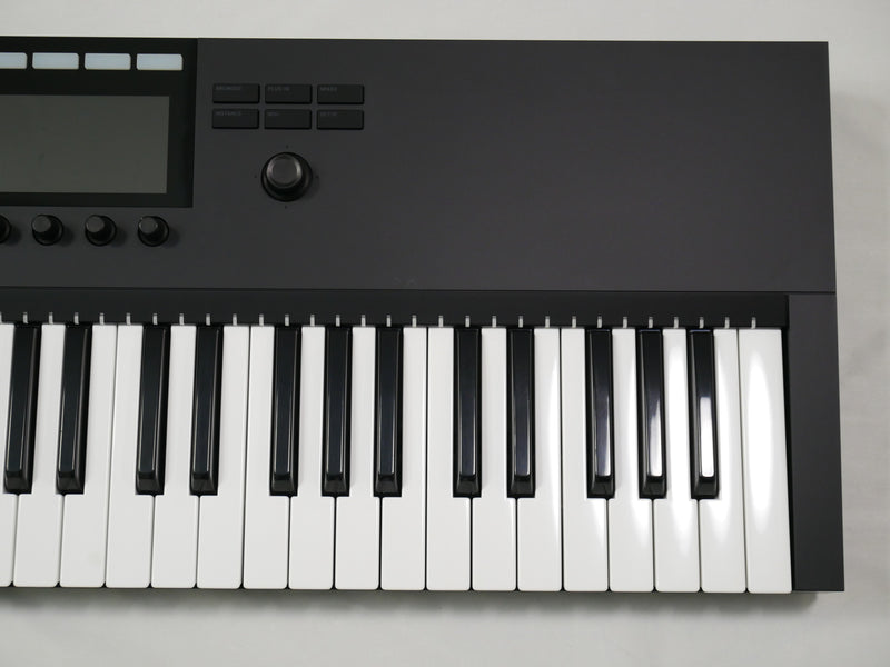 Native Instruments KOMPLETE KONTROL S61 MK2 (中古)