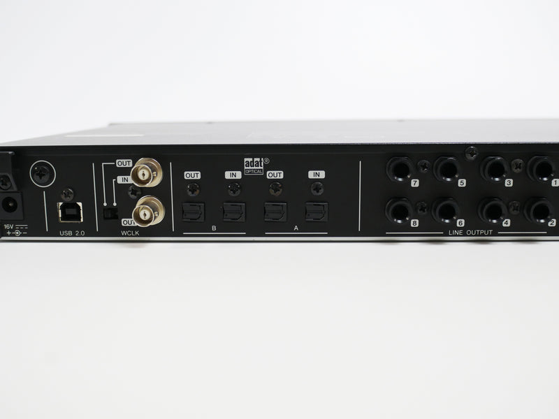 Steinberg UR824 (中古)