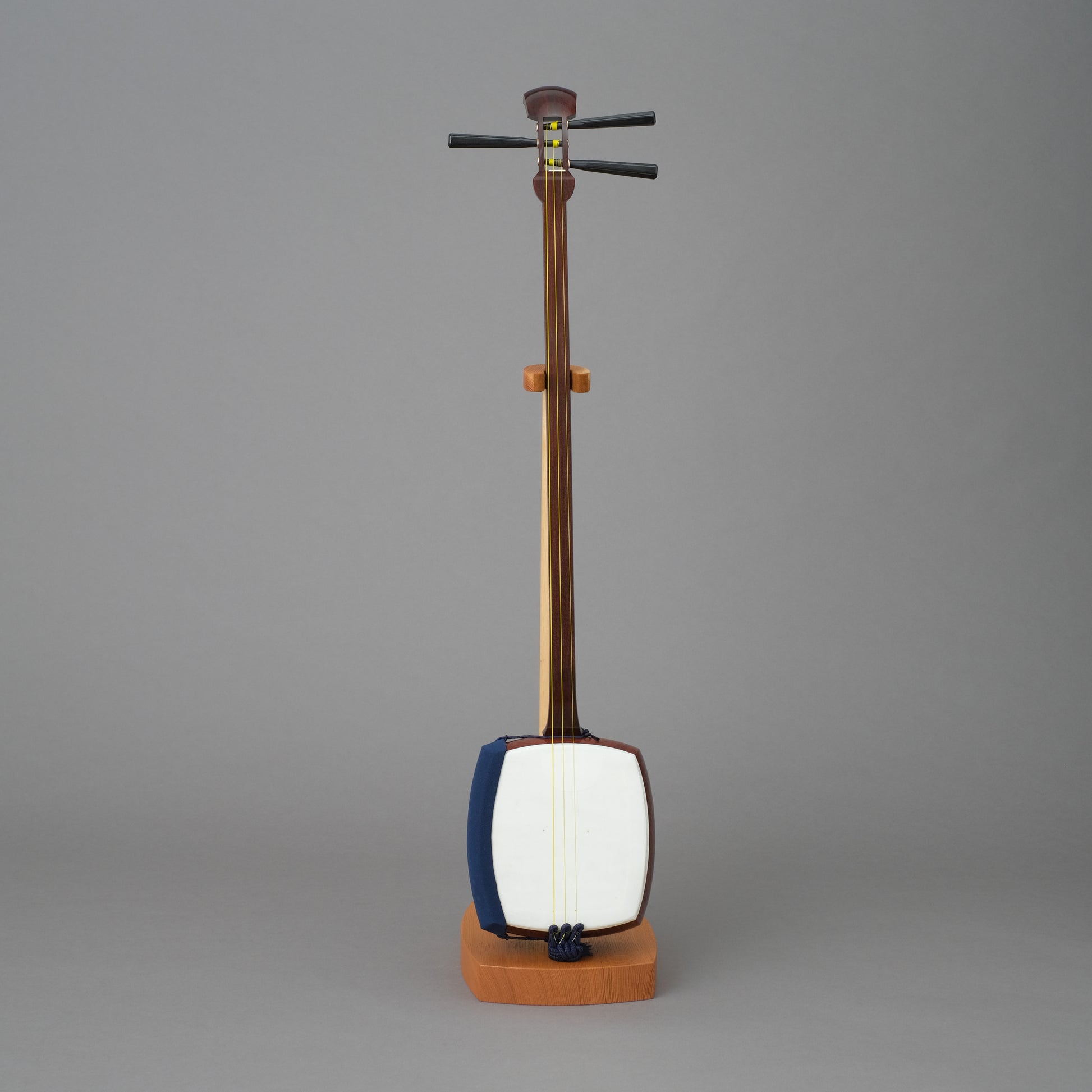 三味線 中棹 セット 撥 胴かけ 花梨 1本溝 犬皮 皮破れなし 丸打胴