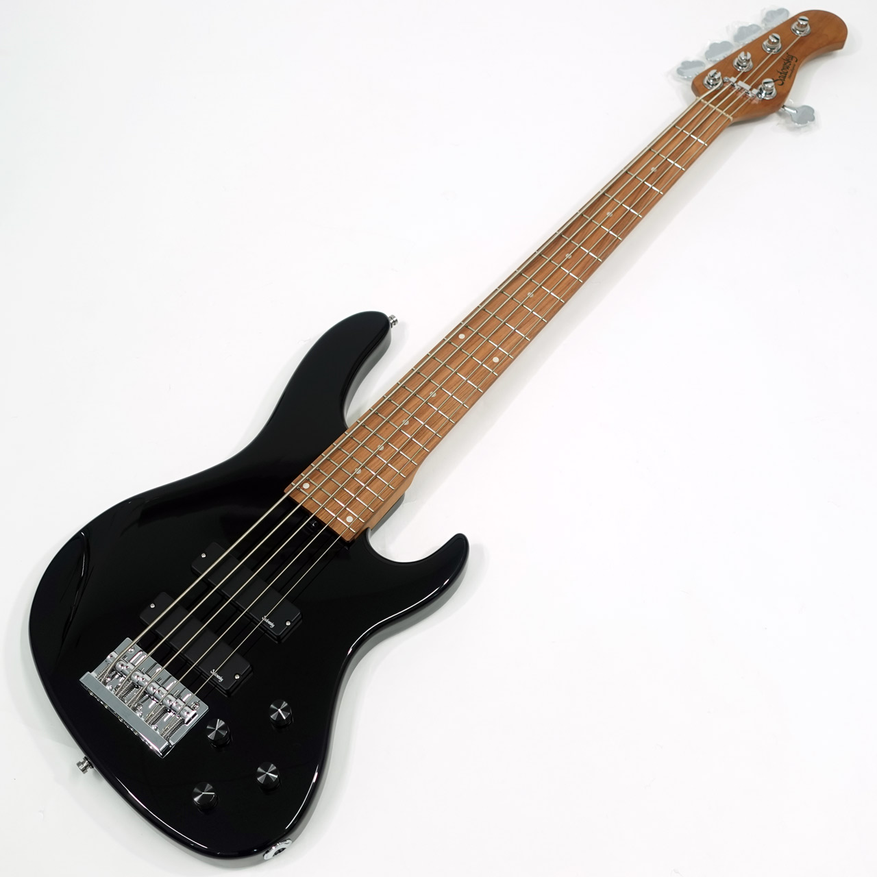 カスタム配色オーダーしたSadowsky のエレキベース カスタム配色