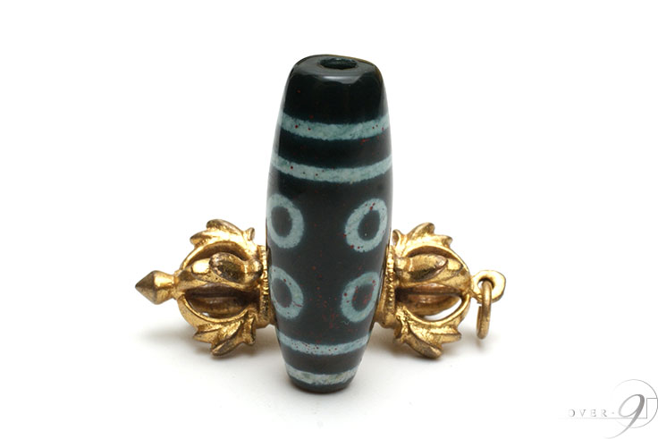 楽天市場】《現物限り一点物》 【 九眼天珠 老礦天珠 黒朱砂 約47mm