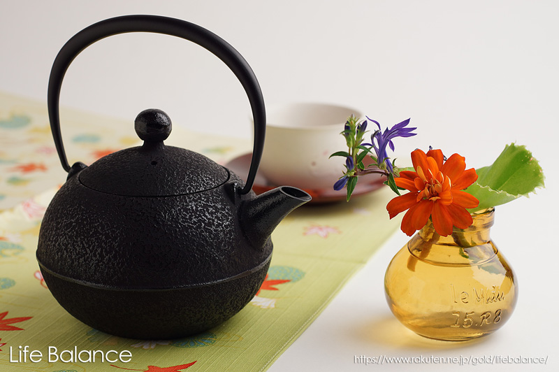 楽天市場】岩鋳 雅 黒 鉄瓶 450ml 茶こし付き 10072 藍花 南部鉄器
